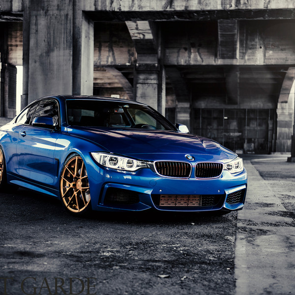 Aquamarine Blue M4 Coupe Sitting on M310 Wheels - Photo by Avant Garde
