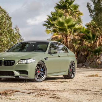 Interesting Matte Green Exterior Color of Customized BMW 5-Series