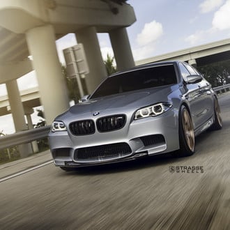 Gray BMW 5-Series with Carbon Fiber Front Lip - Photo by Strasse Forged