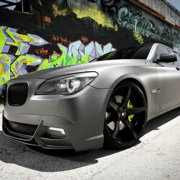 Custom BMW 7-Series | Images, Mods, Photos, Upgrades — CARiD.com Gallery