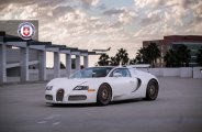 Royal Appearance of Bugatti Veyron Goes Elegant with HRE Wheels