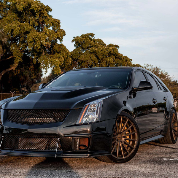 Muscular Wagon - Cadillac CTS-V on Bronze Vossen VFS2 - Photo by Vossen