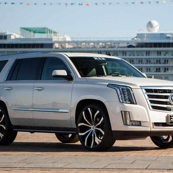 White Cadillac Escalade on Lust Series Lexani Wheels - Photo by Lexani