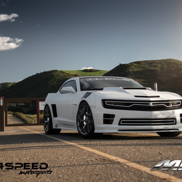 White Camaro with Premium DJ Grille and MRR Rims - Photo by MRR
