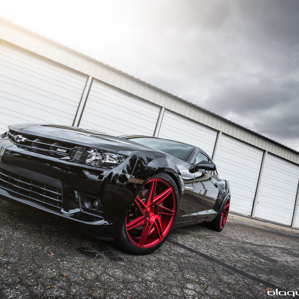 Custom Painted Blaque Diamond Wheels on Chevy Camaro SS - Photo by Blaque Diamond