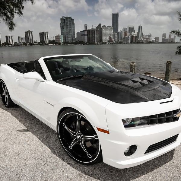 Sharp Forgiato Custom Wheels on a White Chevy Camaro Convertible - Photo by Exclusive Motoring