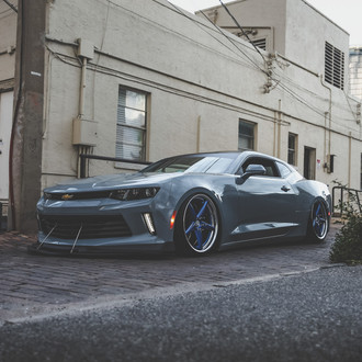 Camaro SS With Air Lift Performance Suspension - Photo by Vossen