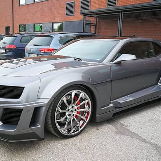 Aftermarket Body Kit on Gray Chevy Camaro - Photo by Forgiato