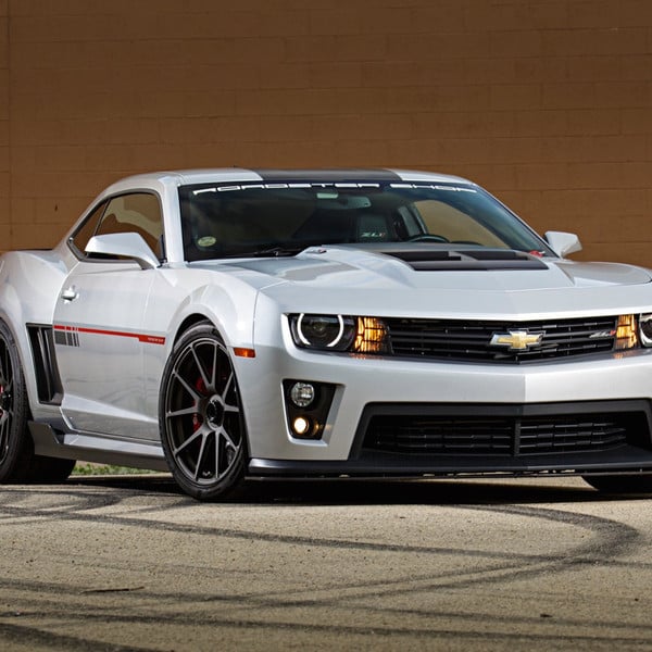 Blacked Out Grille on Gray Chevy Camaro ZL1 - Photo by Forgeline Motorsports