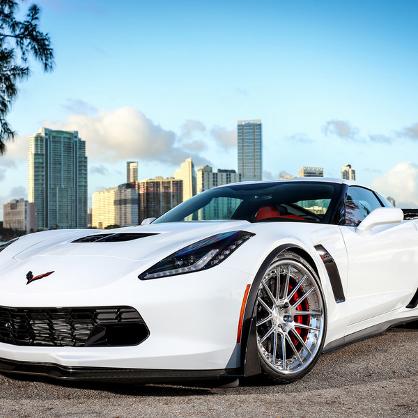 Chevy Corvette Stingray - Photo by Exclusive Motoring
