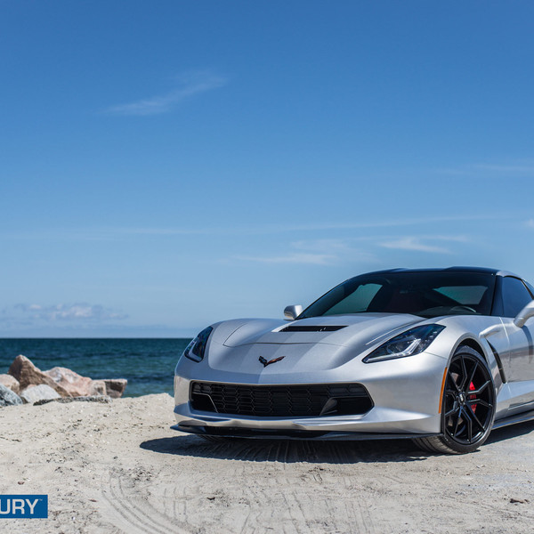 Silver Metalic Chevy Corvette C7 - Photo by XO Luxury