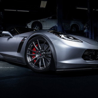 Silver Chevy Corvette Z06 C7 on ADV.1 Rims - Photo by ADV1