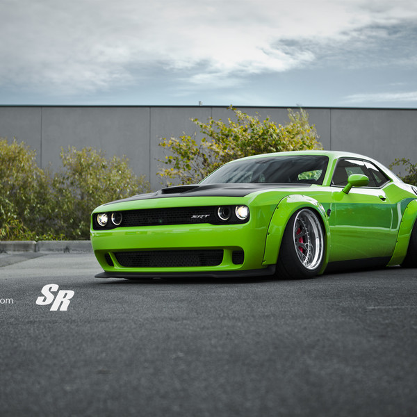 Green SRT Hellcat With Widebody Fenders - Photo by srautogroup.com
