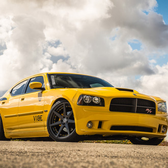 Stinger Yellow Charger Dytona on Vertini Black Custom Wheels