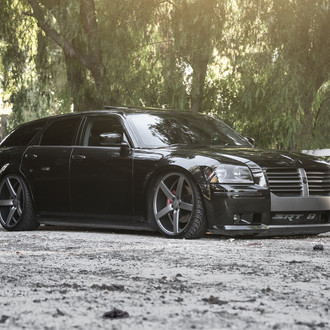 Custom Lowered Black Dodge Magnum SRT8 - Photo by Vossen