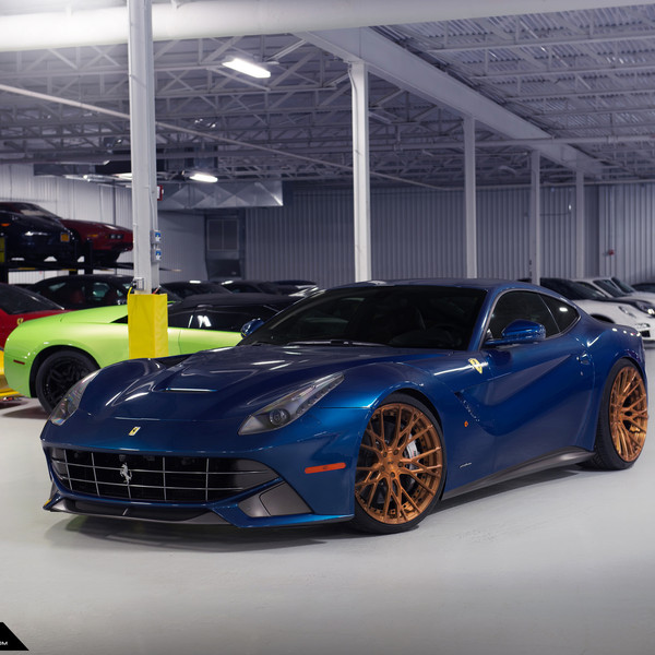 Fine Art - Ribelle Twisted Wire Wheels On Ferrari F12 Berlinetta - Photo by Niche