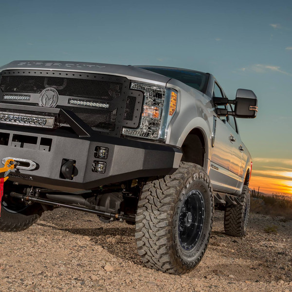 New Body Style F250 with Steel Bumpers and Suspension Lift - Photo by ICI