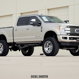 Off-road Dream: Creamy Ford F-250 Super Duty