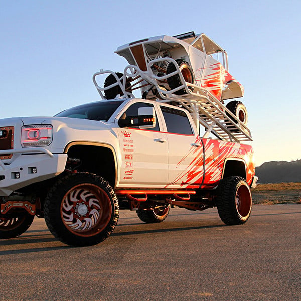 Winner combo - Lifted GMC Sierra + Colormatched UTV - Photo by Mike Alexander