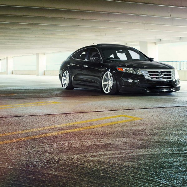 Black Honda Crosstour with Chrome Grille - Photo by Vossen