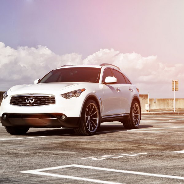 Black Front Bumper Cover on White Infiniti FX35 - Photo by Vossen