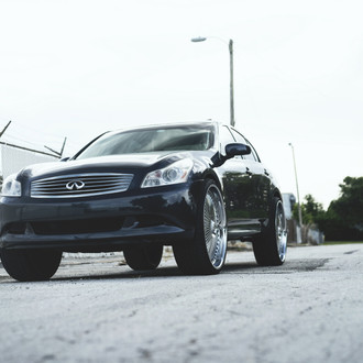 Bellagio Series DUB Wheels on Black Infiniti G35 - Photo by DUB