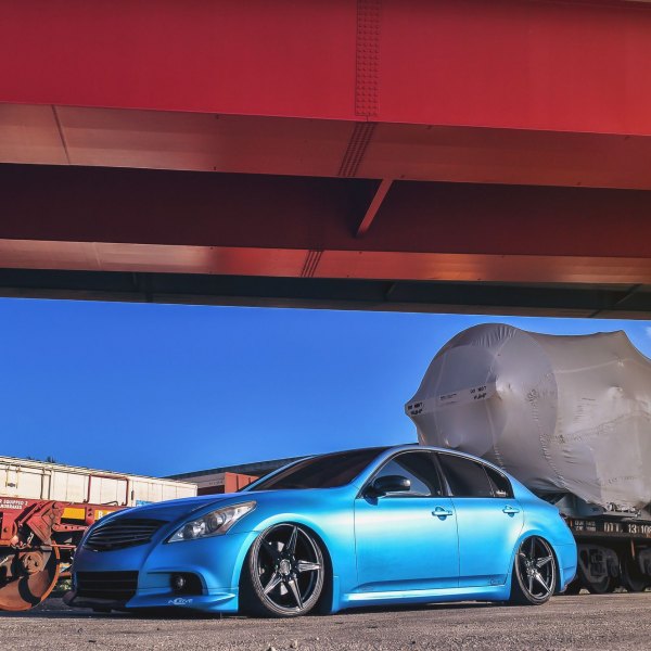 Blue Infiniti G35 with Custom Front Bumper - Photo by Incurve Wheels