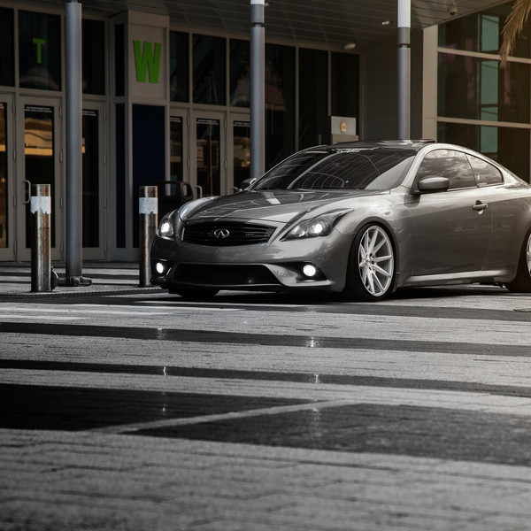 Dark Smoke Headlights on Gray Metallic Infiniti G37 - Photo by Vossen