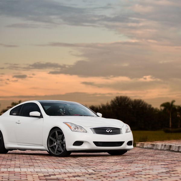 Custom White Infiniti G37 with Chrome Grille - Photo by Vossen