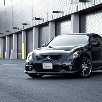 Aftermarket Front Bumper Cover on Black Infiniti G37 - Photo by Vossen