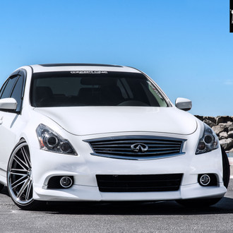 Chrome Billet Grille on White Infiniti G37 - Photo by Concept One