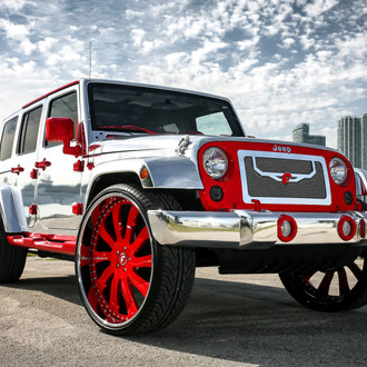 Attention Grabber Jeep JK With a Chrome Vinyl Wrap