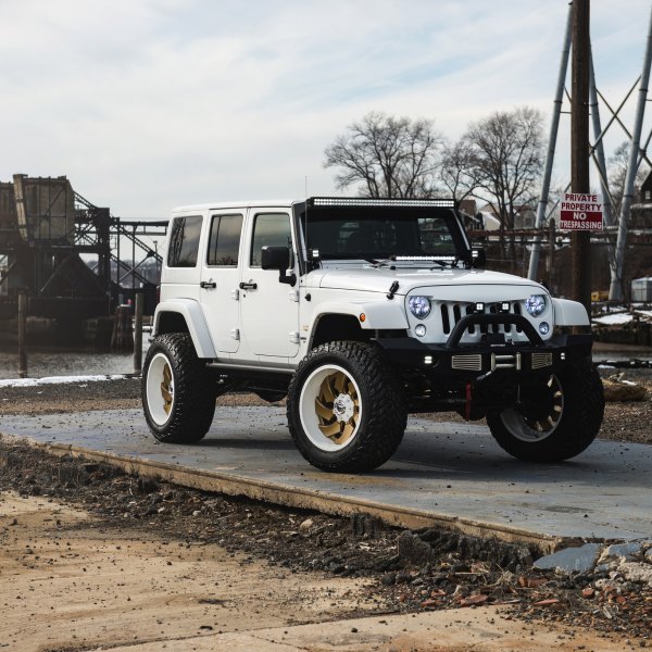 White Jeep Wrangler with Off-road Front Bumper - Photo by Fuel Offroad