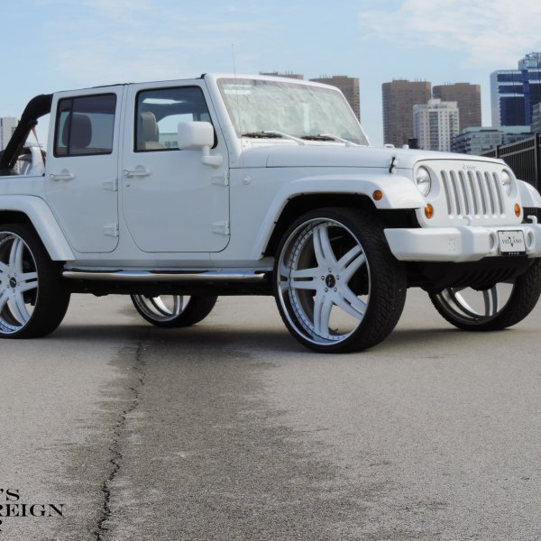 Aftermarket Front Bumper on White Jeep Wrangler - Photo by Vellano