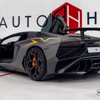 Carbon Fiber Wing Spoiler on Gray Lamborghini Aventador - Photo by Vossen