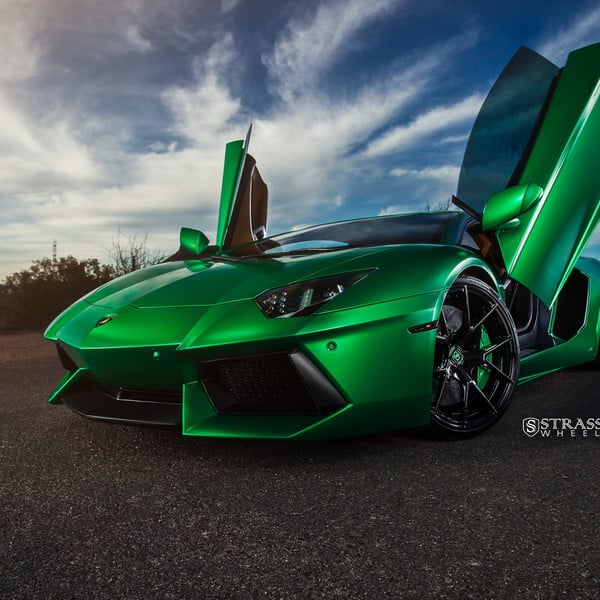Vertical Doors on Green Lamborghini Aventador - Photo by Strasse Forged