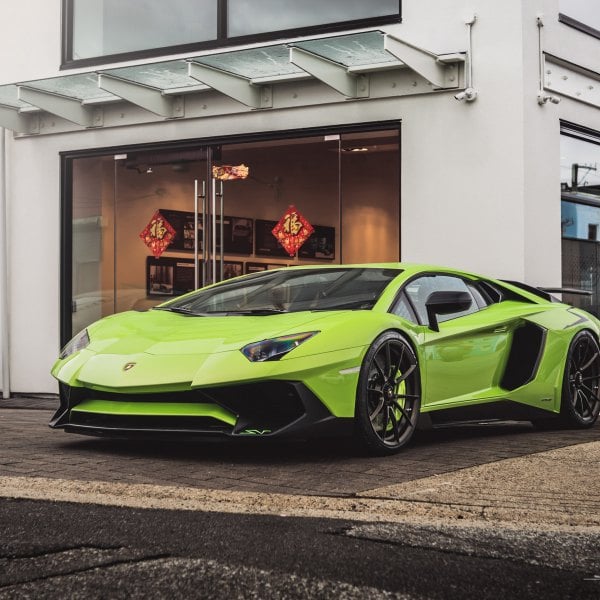 Custom Lamborghini | Images, Mods, Photos, Upgrades — CARiD.com Gallery