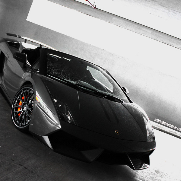 Black Lamborghini Gallardo with Carbon Fiber Bumper Lips - Photo by ADV.1