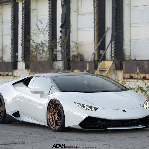 White Lamborghini Huracan with Aftermarket Front Bumper - Photo by ADV.1
