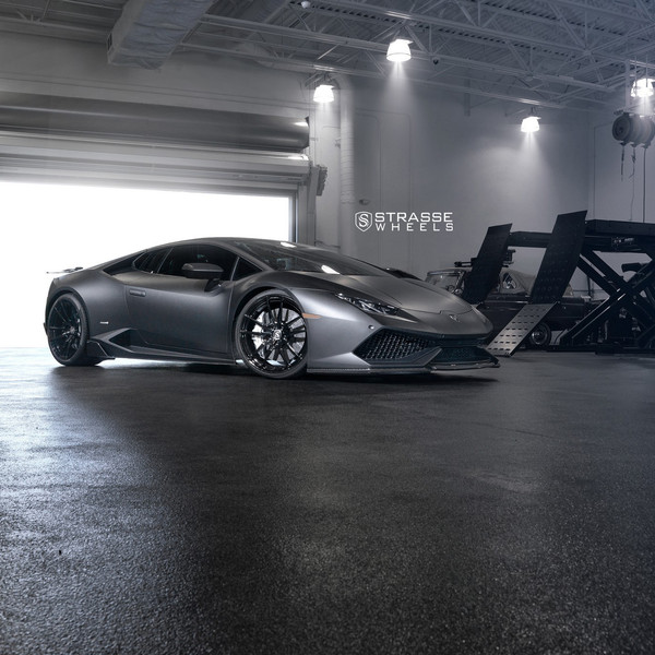 Carbon Fiber Front Lip on Gray Lamborghini Huracan - Photo by Strasse Forged