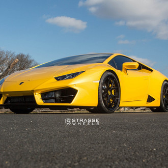 Yellow Lamborghini Huracan with Custom Front Bumper - Photo by Strasse Forged