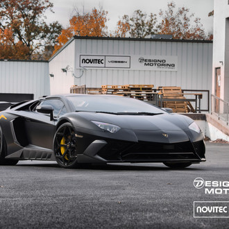 Dark Smoke Headlights on Black Lamborghini Huracan - Photo by Vossen