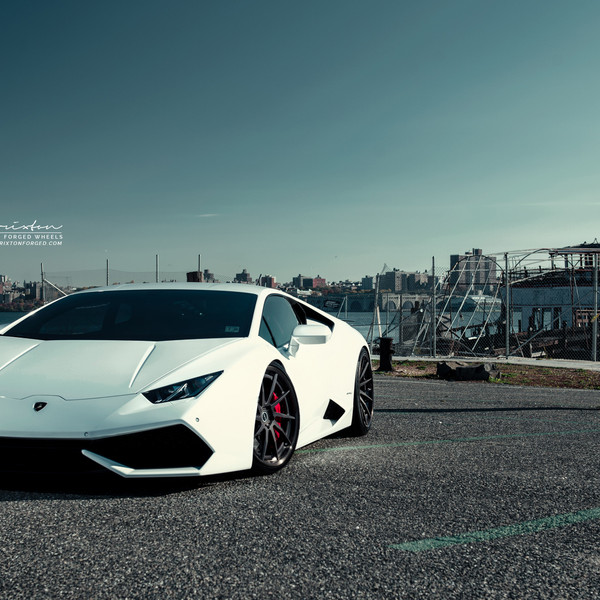 Dark Smoke Headlights on White Lamborghini Huracan - Photo by Brixton Forged Wheels