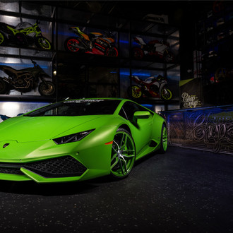 Stunning and Sinister: Acid Green Lamborgini Huracan Shod in Custom Painted Niche Road Wheels