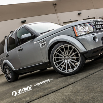 Silver Land Rover LR4 with Custom Chrome Grille - Photo by Vossen