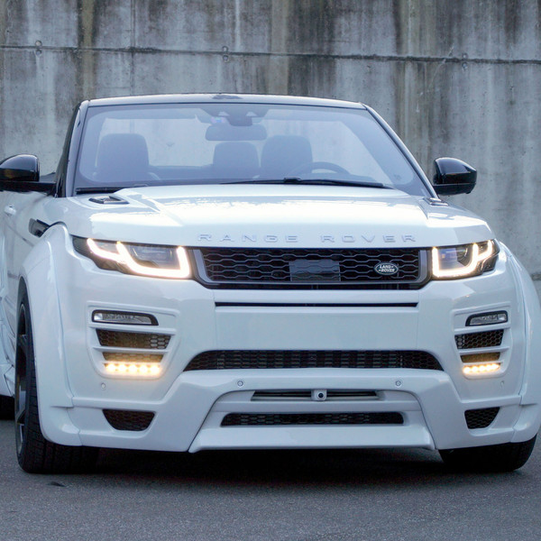 Drop Top Range Rover Evoque With a Wide Body Kit and Vossen Rims - Photo by Vossen