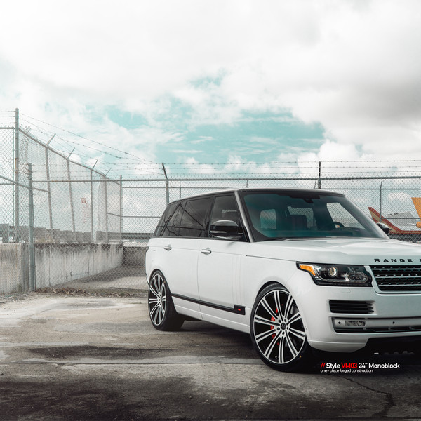 Aftermarket Front Bumper on White Range Rover - Photo by Vellano