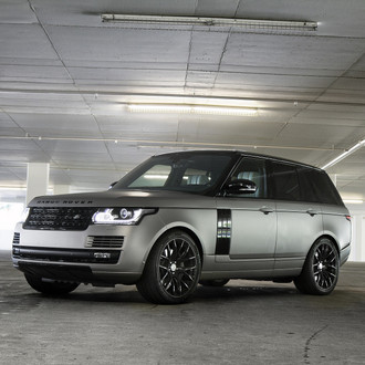 Gray Range Rover with Blacked Out Mesh Grille - Photo by Zito Wheels