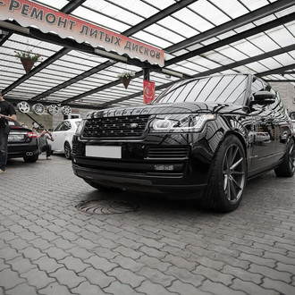 Custom LED Headlights on Land Rover Range Rover - Photo by Vossen