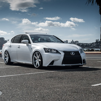 Blacked Out Grille on White Lexus GS - Photo by Vossen